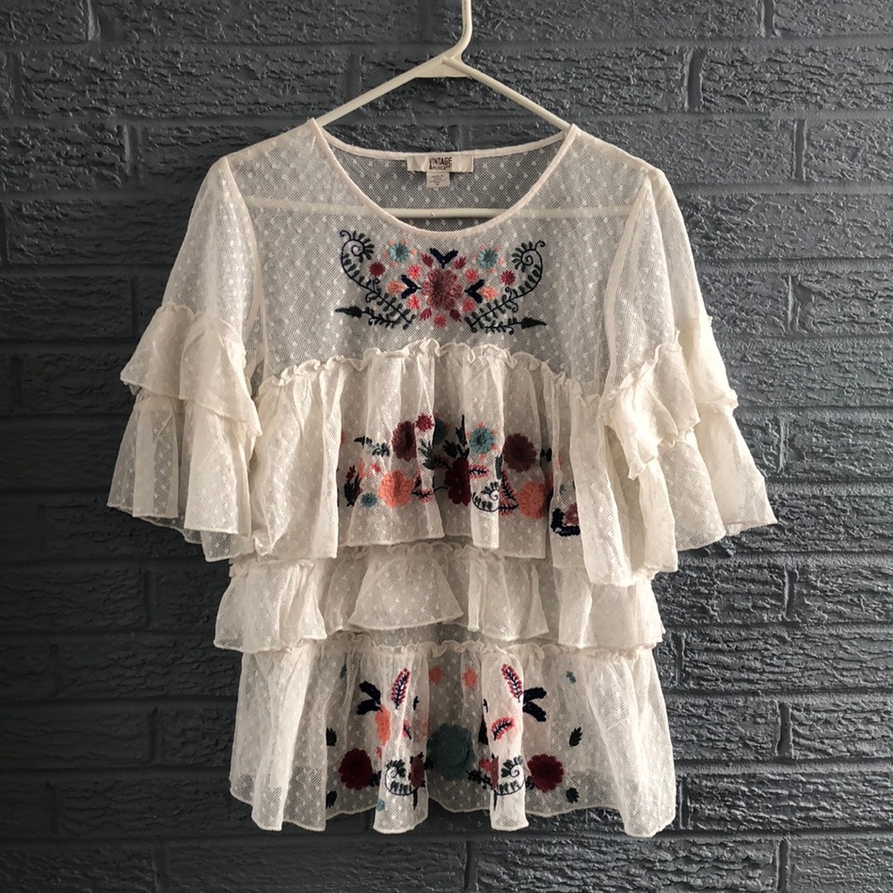 Embroidered Floral Lace Tiered Top - Picture 2 of 2